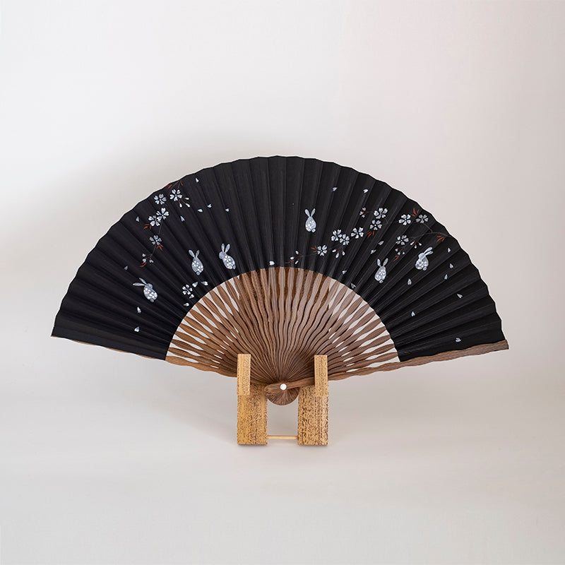 京扇子 女物紙扇 跳ね兎 黒