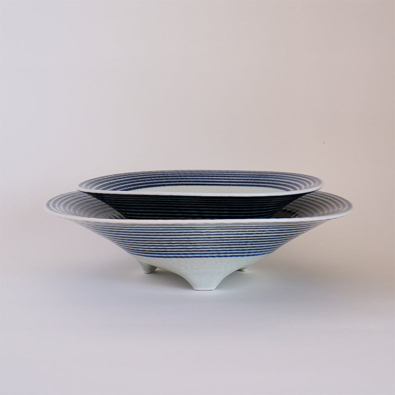 波佐見焼 藍駒 三つ足小鉢