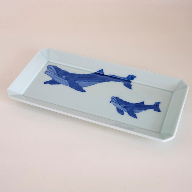 有田焼 染付ナガスくじら長角皿(中)