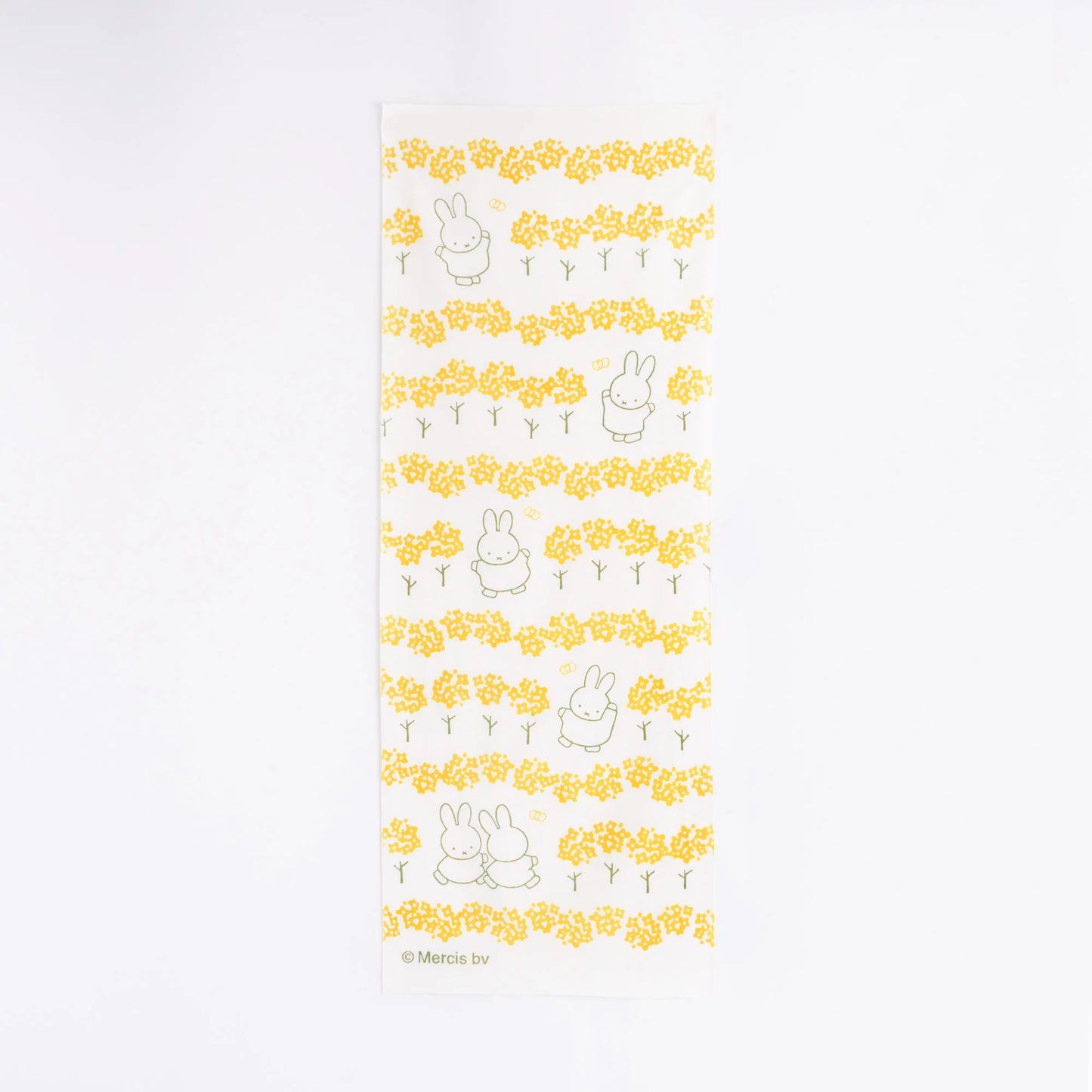 ミッフィーと菜の花