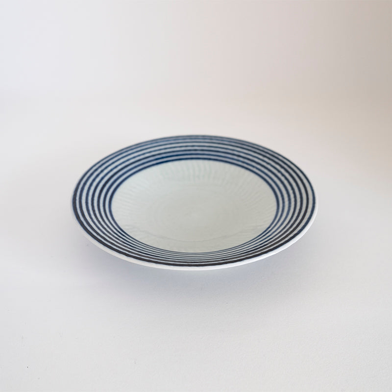 波佐見焼 藍駒 6寸皿