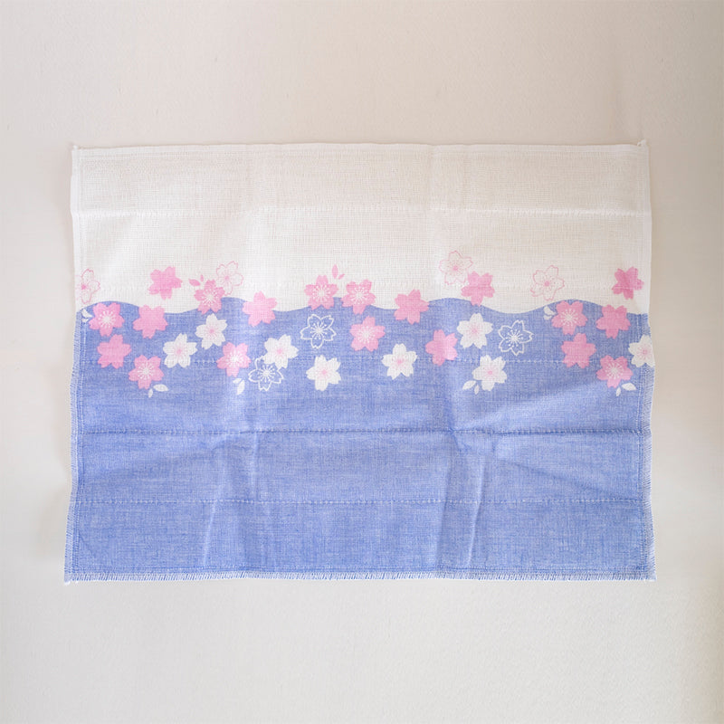 さくら咲く富士山ふきん